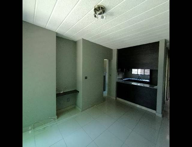 3 BEDROOM TOWNHOUSE FOR SALE IN NORTH RIDING